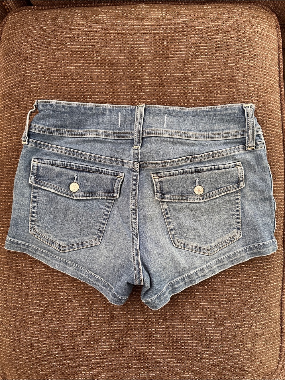 Hollister Light Blue Denim Women's Shorts - Picture 3 of 3